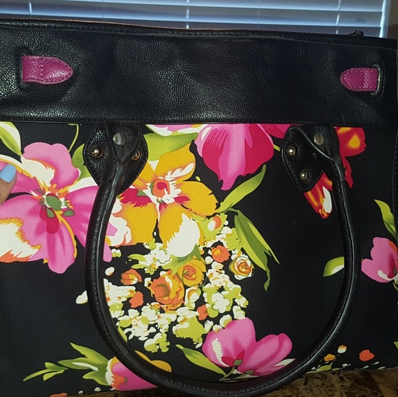 NWOT. Black floral Aldo high heels/ matching purse - Picture 4 of 8